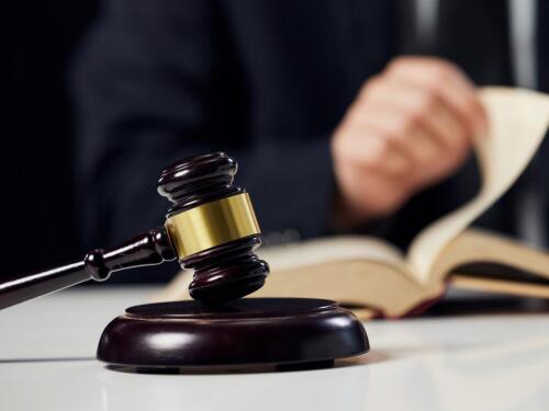 冠領(lǐng)律師代理山西晉城不履行監(jiān)督職責(zé)案勝訴 以專業(yè)法律代理守護(hù)行政法治